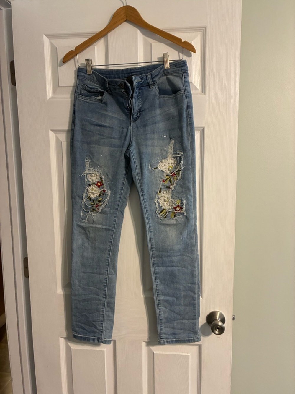 Joseph Ribkoff Light Blue Skinny Jeans with Floral Embroidery